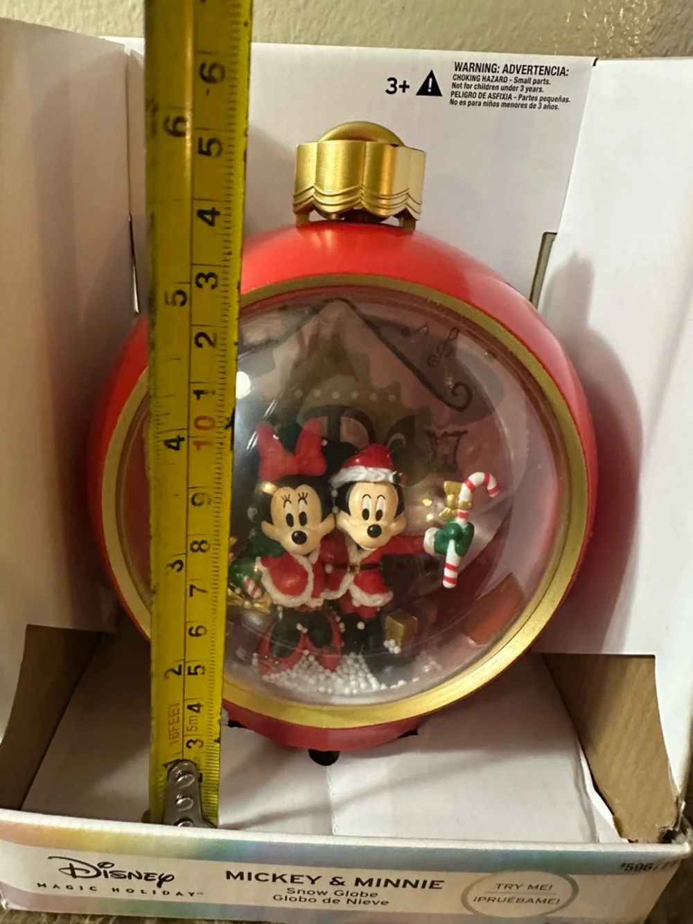 Disney Magic Holiday Mickey And Minnie Mouse Snow Globe NEW - Picture 10 of 10